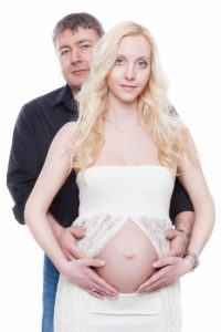 Newborn / Babybauch Photographie / Schwangerschaft / Fotostyle Schindler / Straubing.fotostyle-schindler.de