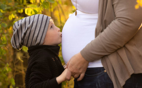 Newborn / Babybauch Photographie / Schwangerschaft / Fotostyle Schindler / Straubing / fotostyle-schindler.de