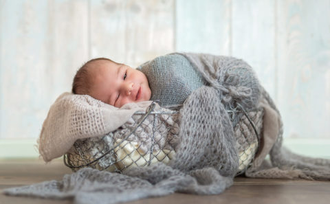 Baby-Fotograf Straubing | Neugeborenen Fotograf | Newbornshooting | Zwergerl