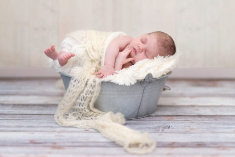 Newborn-Zwergerl Homeshooting - Babyfotograf Straubing